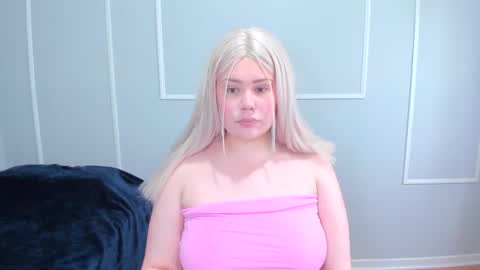 Snapshot of _leana_oo chatting on November 2025 05:13:01 PM leana online show from November 2025 05:13:01 PM