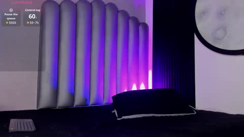 _leohot_ online show from November 2025 03:54:01 AM