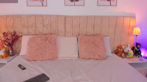 Lissana online show from January 2025 01:58:01 PM