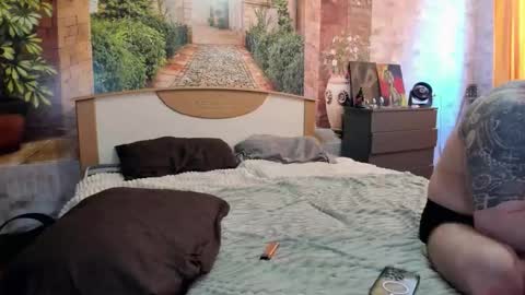 Snapshot of _litteangie_ chatting on February 2026 02:41:01 AM _litteangie_ online show from February 2026 02:41:01 AM