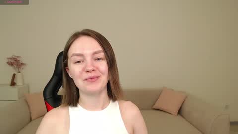  My name is lina Lush is activePrivate is Open online show from April 2026 06:27:02 PM