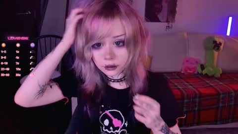 Lolly online show from November 2025 09:57:01 AM