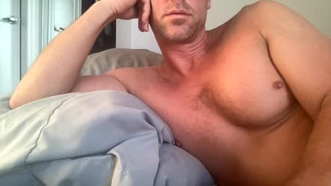 _lululeo_ online show from July 2026 03:44:02 AM