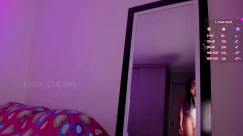  Luna  online show from September 2025 08:09:01 PM