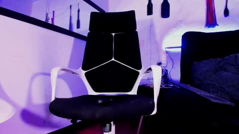 MISS LUNA online show from January 2025 09:15:02 AM