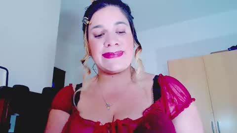 _lunagold_ online show from March 2026 02:45:01 PM