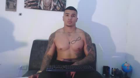 STIVEN online show from February 2025 04:25:01 AM