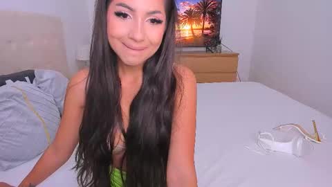 Snapshot of _lyna chatting on September 2025 10:09:01 PM Lynna online show from September 2025 10:09:01 PM