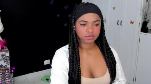 MARCELA online show from November 2025 07:59:01 PM