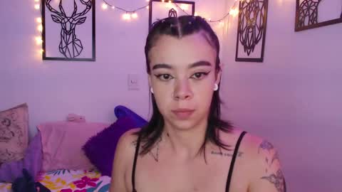 Marce  online show from February 2025 12:43:02 AM