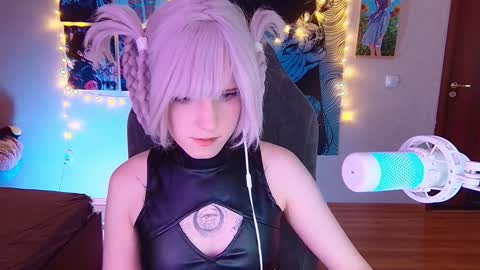 Mariko online show from December 2024 03:00:02 PM