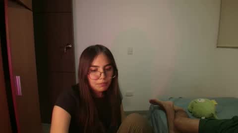 Snapshot of _maxxx1_ chatting on April 2026 12:09:02 AM max and abby online show from April 2026 12:09:02 AM