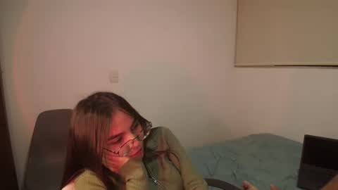Snapshot of _maxxx1_ chatting on April 2026 02:07:02 AM max and abby online show from April 2026 02:07:02 AM