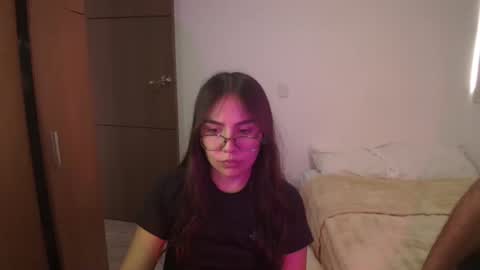 Snapshot of _maxxx1_ chatting on May 2026 05:29:01 PM max and abby online show from May 2026 05:29:01 PM