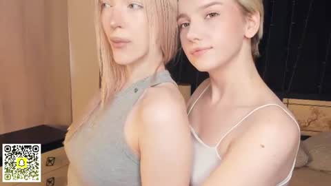 Snapshot of _medal_of_horny_ chatting on June 2026 06:34:01 AM Elva and Kate online show from June 2026 06:34:01 AM