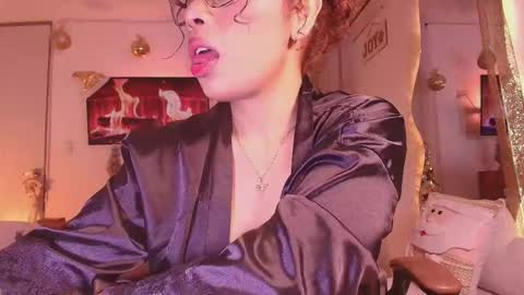 Marce  online show from November 2025 02:06:02 PM