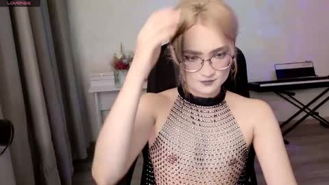 Snapshot of _meow_neko_ chatting on April 2026 11:13:01 PM _meow_neko_ online show from April 2026 11:13:01 PM