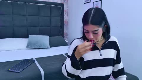 Mia Monroe online show from January 2026 07:41:01 PM