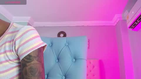 Paula online show from February 2026 11:11:02 AM