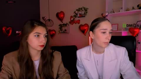 Snapshot of _mila_fire chatting on February 2026 09:32:01 AM your Mila online show from February 2026 09:32:01 AM