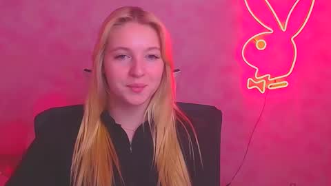 Melanie online show from February 2025 03:19:02 PM