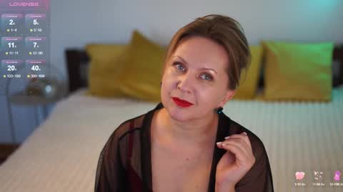 _million_dollarsmile online show from September 2025 01:26:02 PM