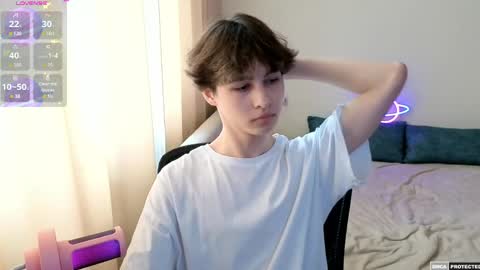 Snapshot of _milway_ chatting on June 2026 12:40:01 PM Luka online show from June 2026 12:40:01 PM