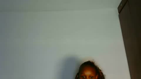 Mimi online show from February 2026 02:09:01 PM