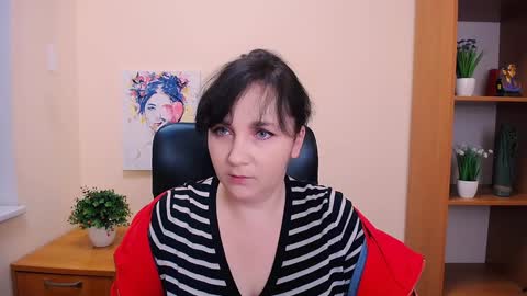 Snapshot of _miranda_sun chatting on January 2025 10:16:02 AM Miranda online show from January 2025 10:16:02 AM