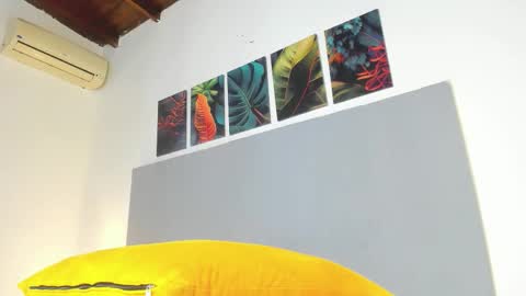 _molly_rosse_ online show from January 2026 12:32:01 PM