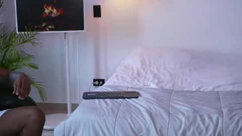 Snapshot of _monaco__ chatting on February 2026 04:57:02 PM julietta and travis online show from February 2026 04:57:02 PM