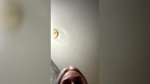 _moon_star online show from April 2026 04:35:01 PM