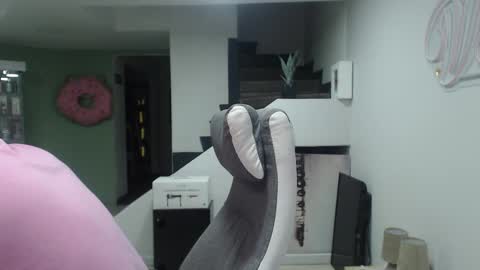 Panda  online show from January 2025 01:19:01 AM