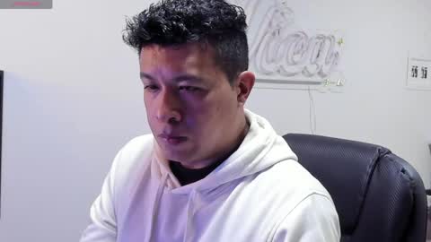 Snapshot of _mr_panda_ chatting on April 2026 10:29:02 PM Panda online show from April 2026 10:29:02 PM