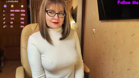 Snapshot of _natali_ chatting on May 2026 09:23:02 PM MagicWoman online show from May 2026 09:23:02 PM
