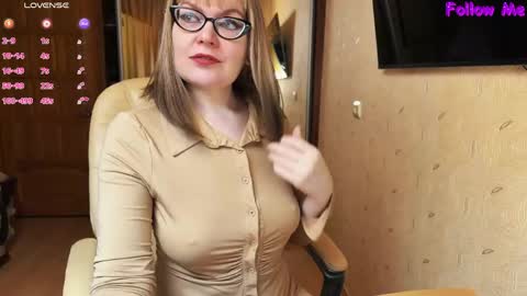 Snapshot of _natali_ chatting on May 2026 04:20:02 AM MagicWoman online show from May 2026 04:20:02 AM
