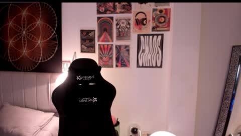 Nati - Independ model online show from December 2025 05:16:01 AM