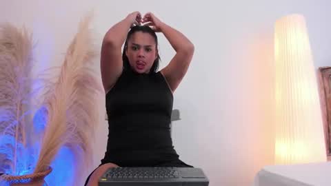 Naya online show from June 2026 02:01:02 PM