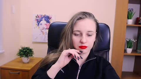 Nica online show from January 2025 09:51:02 AM