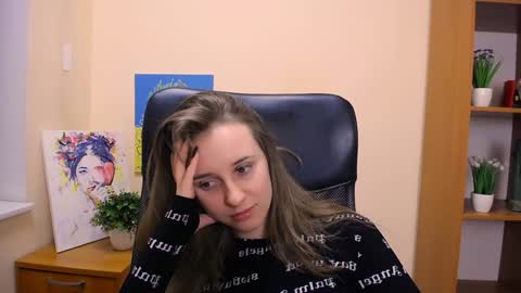 Nica online show from February 2025 03:31:02 PM