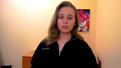 Nica online show from March 2025 05:00:02 PM