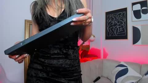 Snapshot of _nicoletteshea_ chatting on May 2026 09:54:02 PM _nicoletteshea_ online show from May 2026 09:54:02 PM