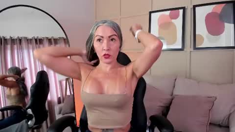 _nicoletteshea_ online show from June 2026 02:41:02 PM