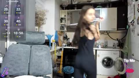 Nika online show from November 2025 04:54:01 PM