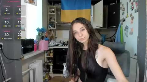 Snapshot of _nika_kik chatting on July 2026 03:18:02 PM Nika online show from July 2026 03:18:02 PM
