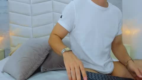 Noah Heyden online show from January 2025 05:24:02 PM