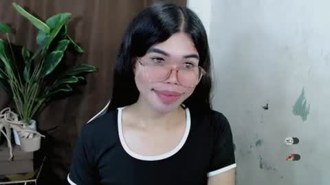 Snapshot of _odette22 chatting on June 2026 12:10:01 PM _odette22 online show from June 2026 12:10:01 PM