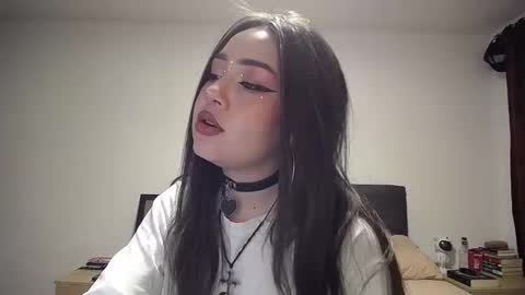 Paris online show from March 2026 08:12:01 PM