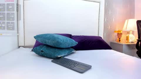 Snapshot of _peach1_ chatting on March 2026 12:12:02 PM peach1 online show from March 2026 12:12:02 PM