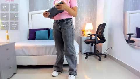 Snapshot of _peach1_ chatting on March 2026 03:05:02 PM peach1 online show from March 2026 03:05:02 PM